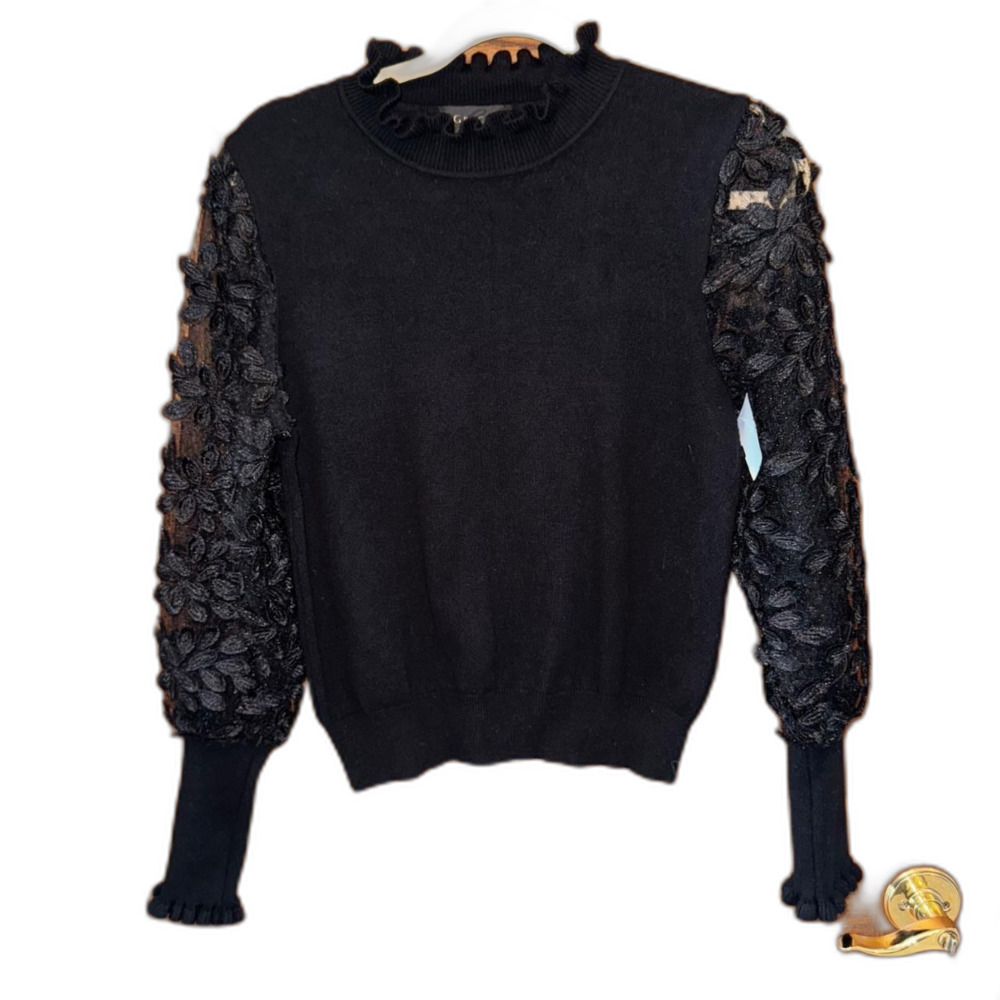 Gracia Women's Black Blouse sweater embroidery floral detail size small